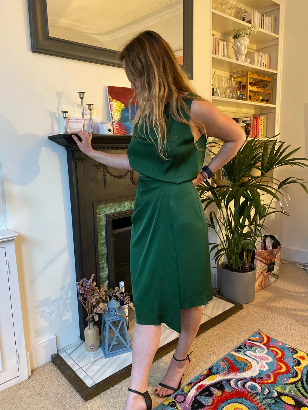 green emerald velvet dress Rent Reiss Micah Satin Drape Midi Dress – Timeless Elegance – Versatile main image 0